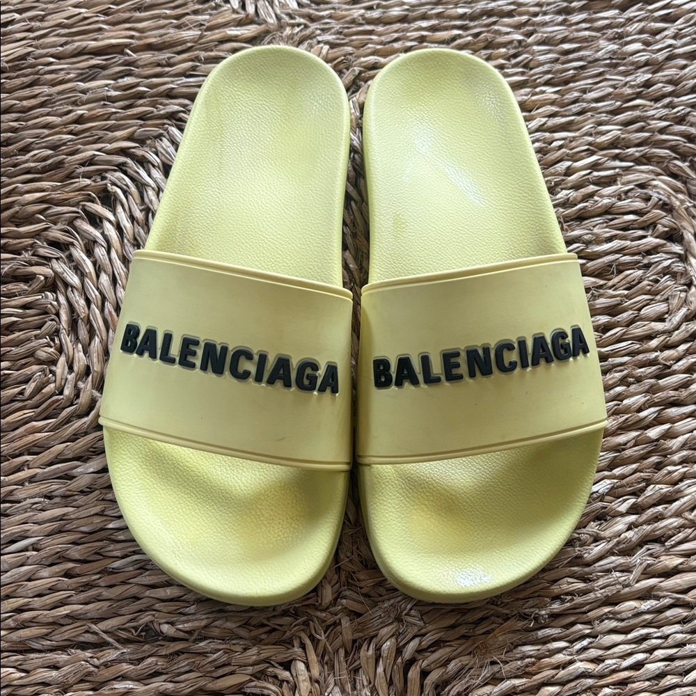 Balenciaga Bright Yellow Slides - Picture 4 of 4